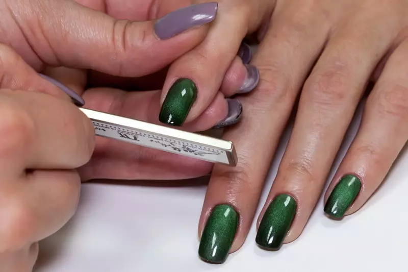 Green Manicure 