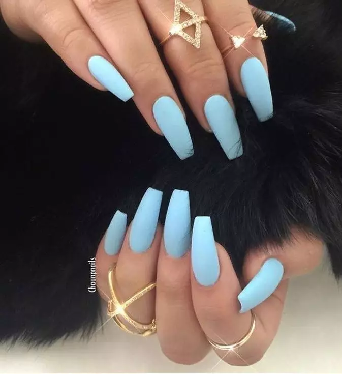 Matte Blue Manicure (40 foto): Desain kuku biru 24452_3