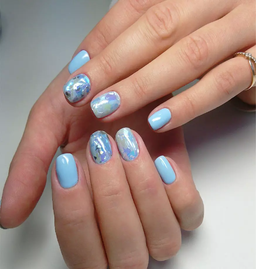 Manucure bleue avec argent (37 photos): gris-bleu design des ongles 24457_33