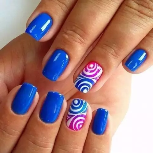 Manicura azul con rosa (35 fotos): deseño de uñas con verniz brillante 24469_15