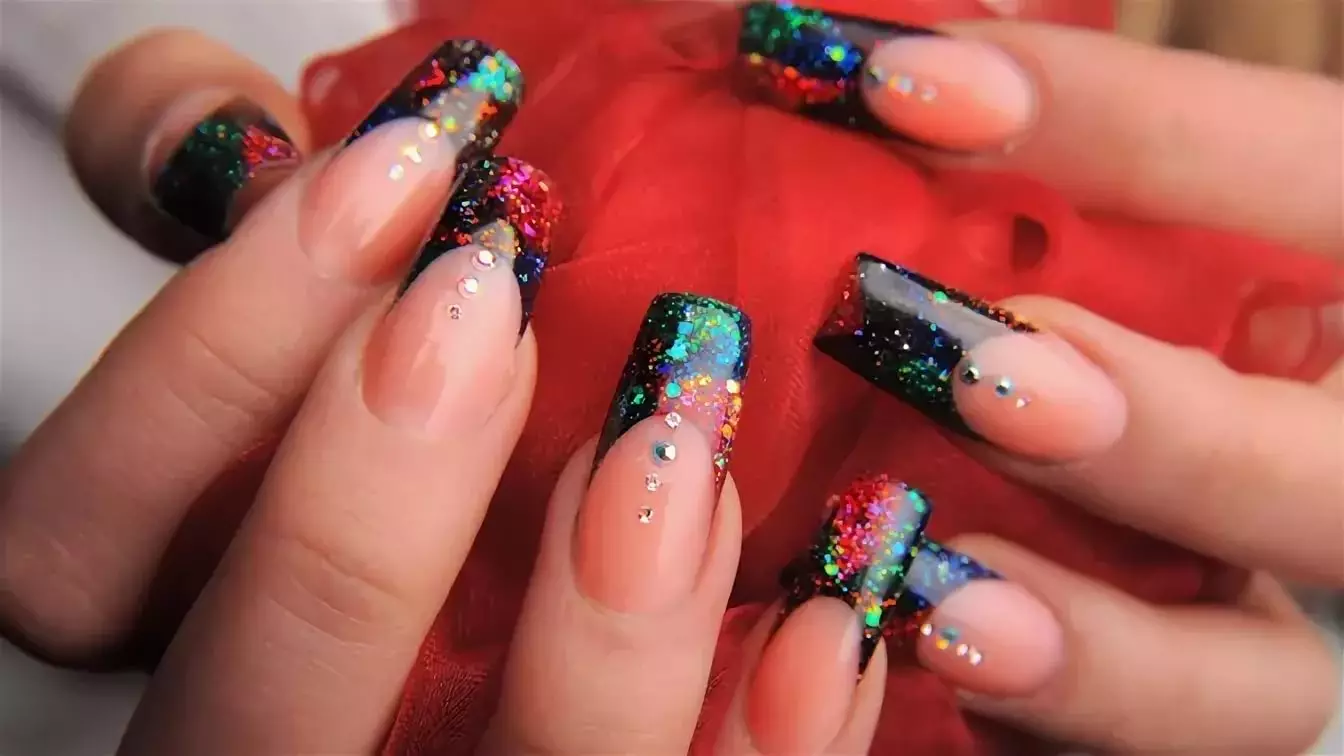 Manikur Ireng Kanthi Sequins (42 Foto): Desain Nail nggunakake Varnish Matte 24476_30