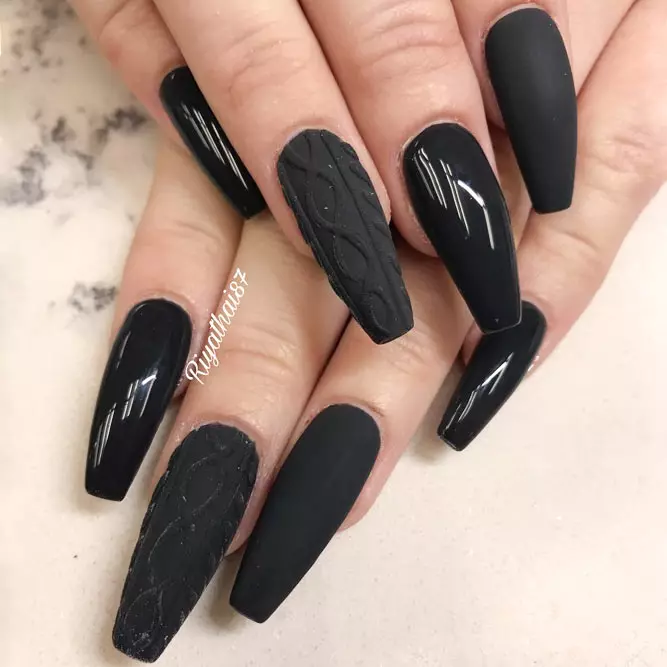 Black Long Nails (33 myndir): manicure hugmyndir með svörtum lakki 24481_16