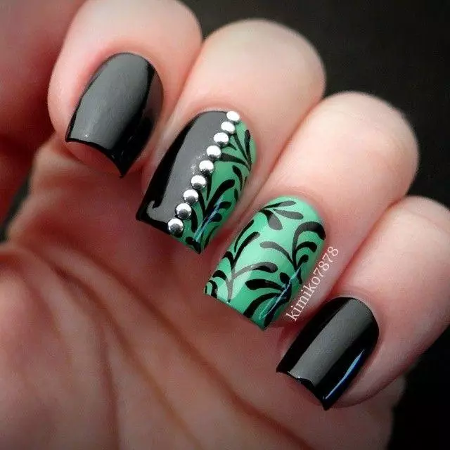 Црно и зелено нокти (31 фотографии): Како да направите нокти во црни и зелени тонови? 24482_26