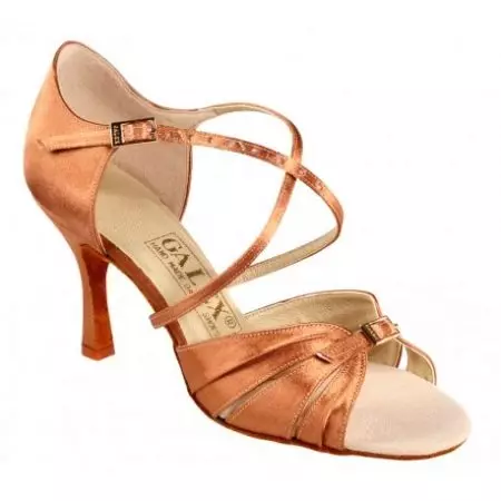 Latina Shoes (37 foto's): Hoe kinne jo de Latynske styl skuon en foar Salsa kieze, foar Salsa, modellen út Eckse 2448_34