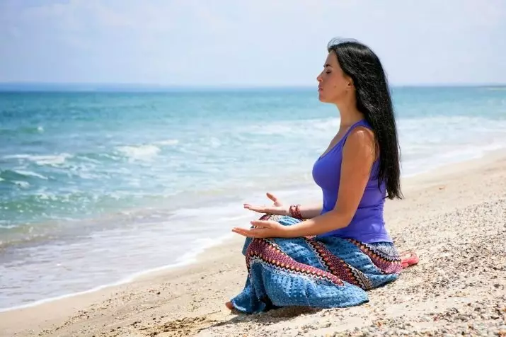 Intialainen Mantrat: Kaunis mantra meditaatio musiikkiin, miten lukea ohmia 24494_6
