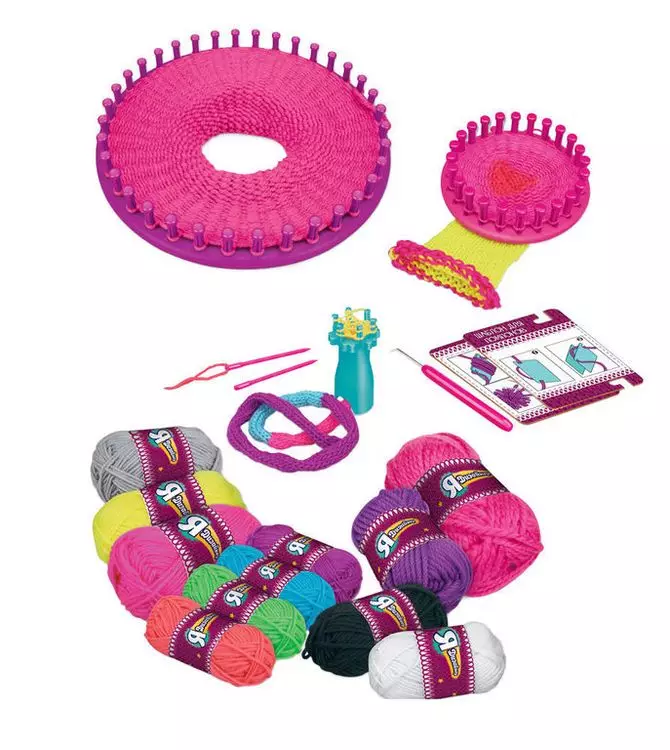 વણાટ સેટ્સ: રમકડાં, બેગ અને બેકપેક્સ crochet ગૂંથેલા બાળકોની કિટ્સ, સર્જનાત્મકતા અને ભેટ વણાટ સેટ્સ માટેના સાધનો 24509_39