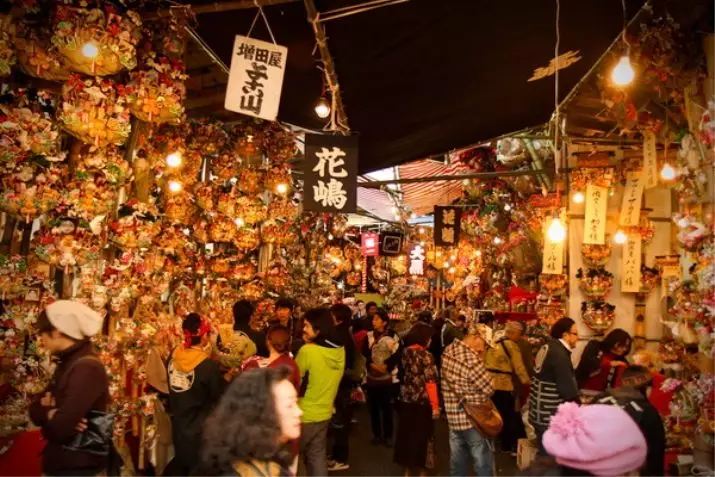 Японд шинэ жил: Тоо нь Японы хуанлийн шинэ жилийг юу тэмдэглэдэг вэ? Ямар баяр ёслолын уламжлал? Япончууд гэртээ ямар дүрээр чимэглэдэг вэ? 24558_6