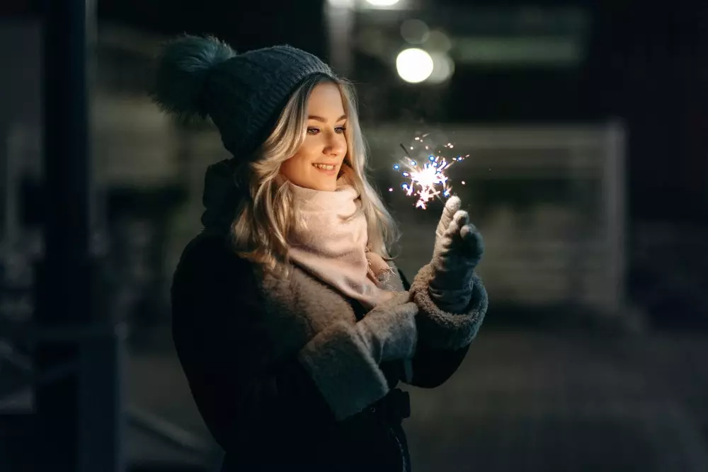 Tradície oslavy starého Nového roka: colné a obrady. Kedy sa uvádza v Rusku a Európe? Čo sa pripravuje na dovolenku? 24560_18