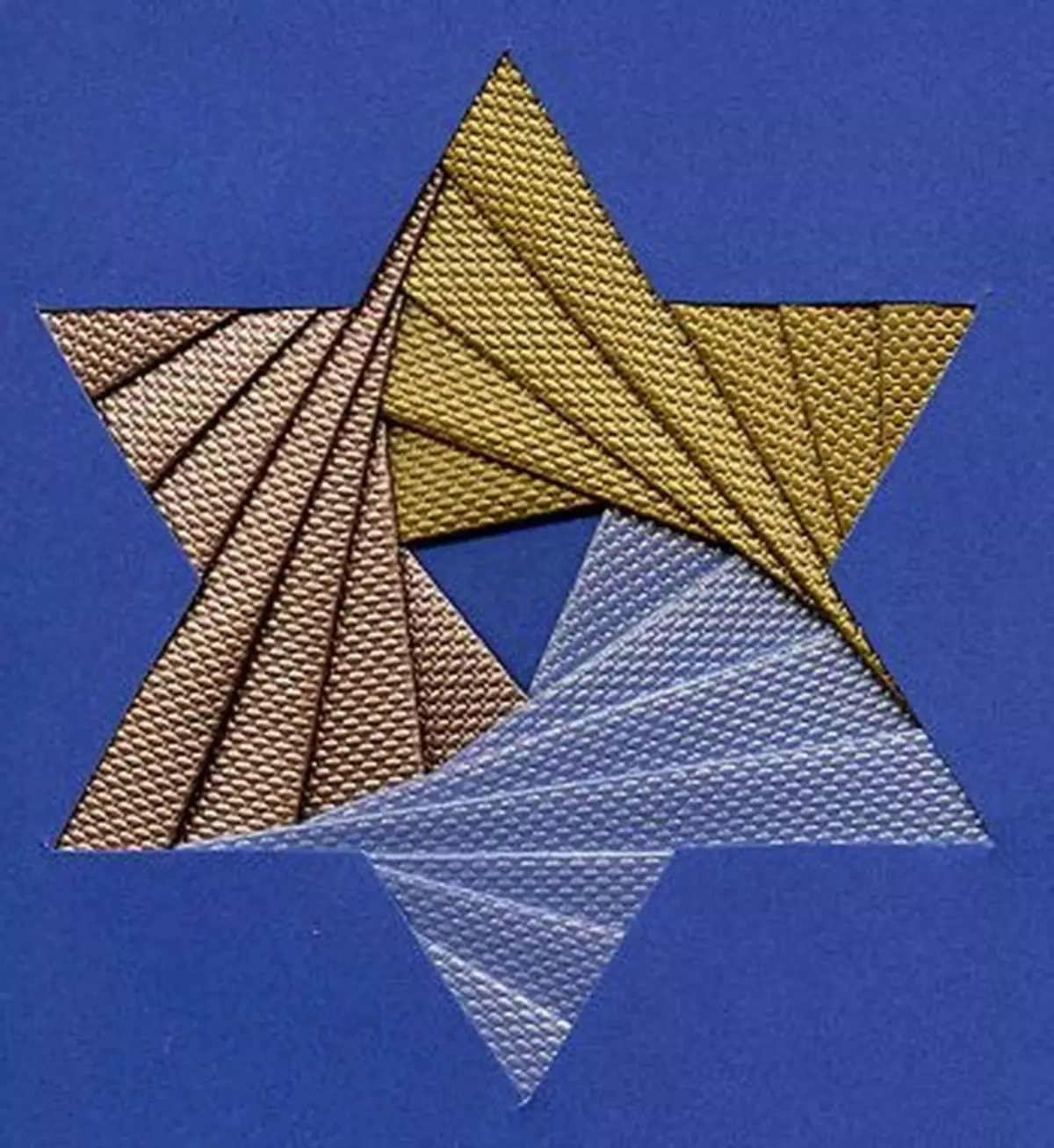 Iris Folding (52 foto's): Wat is dit? Skemas en templates, tegnici en meesterklasse van kaarte, die interessantste handwerk 24592_41