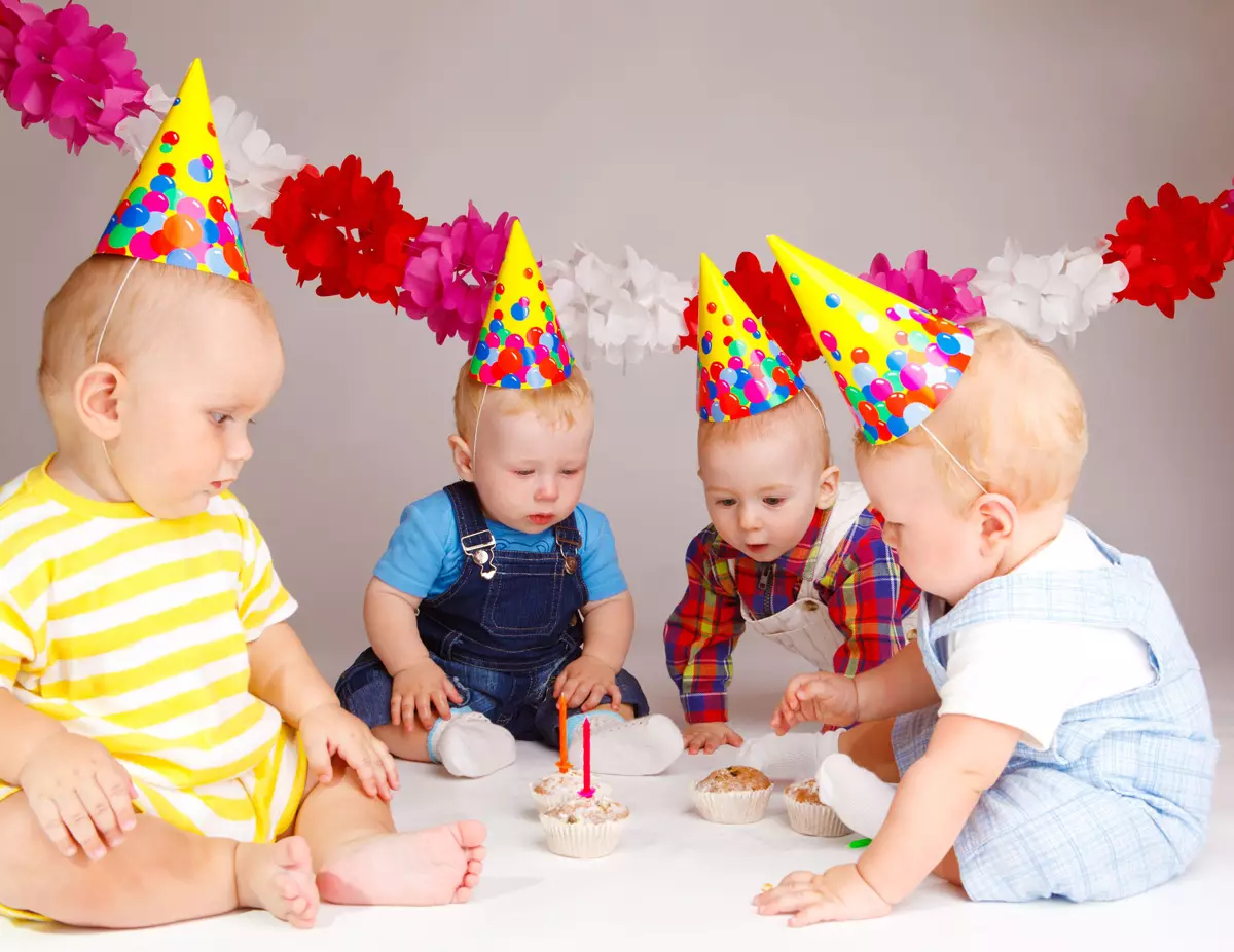 Decoración de cumpleaños 1 año Cumpleaños: ¿Cómo decorar la habitación del bebé con sus propias manos? Ideas decorando la casa de vacaciones para niños. 24611_21