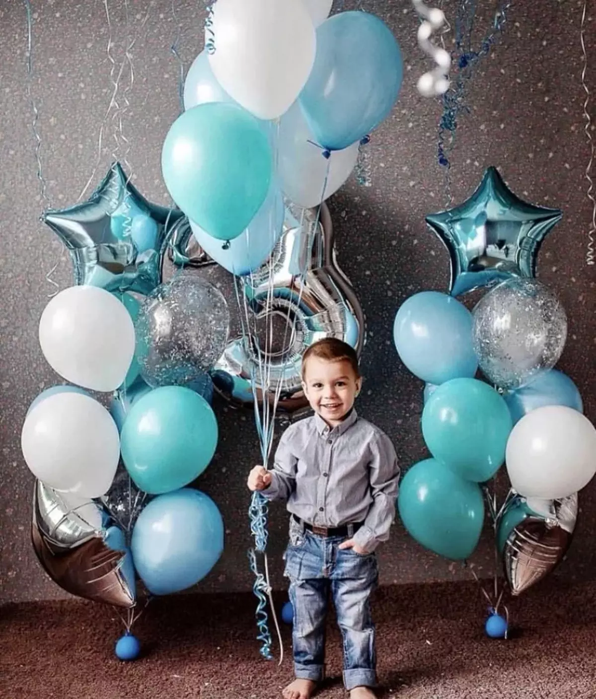 Рожден ден украса за момчето: как да се украсяват стаята с топки за едно дете на 2-3 години, 4-5, 6-7 и 8-10 години? 24617_3