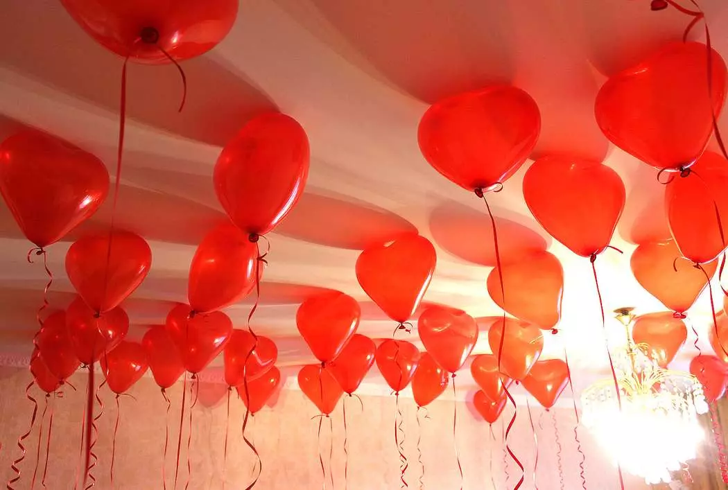 Birthday decoration for the boy: how to decorate the room with balls for a child 2-3 years old, 4-5, 6-7 and 8-10 years? 24617_5