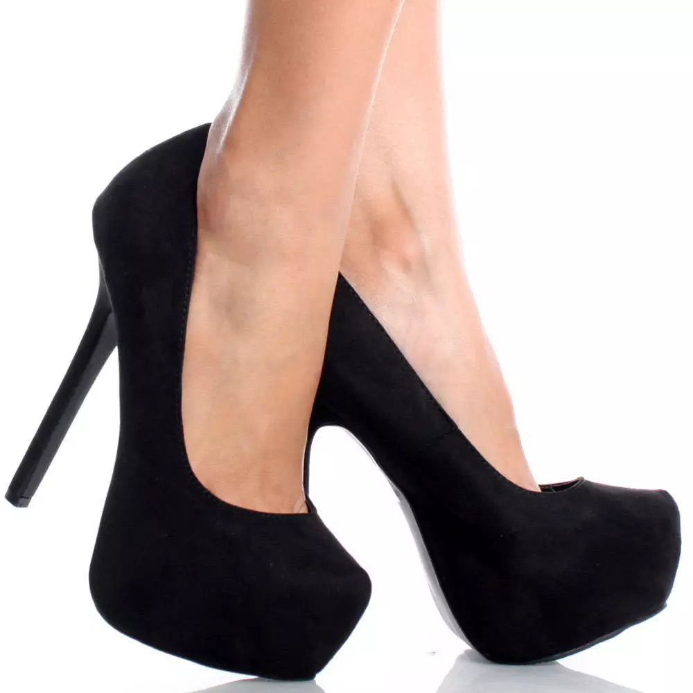 Black Platform Shoes (60 mga larawan): Suede Model na may strap at klasikong gabi 2462_29