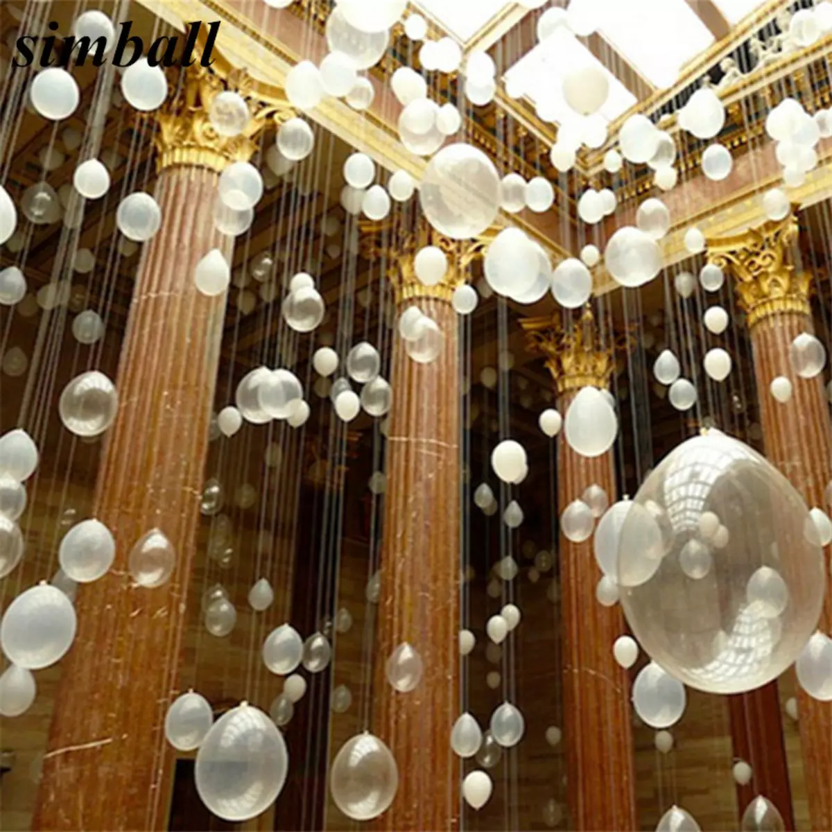 Zāles dekorēšana ar bumbiņām uz jubileju: sievietei un vīriešiem uz gadadienu 50 un 60, 30 un 35, 70 gadus veci un citos datumos ar baloniem 24641_52