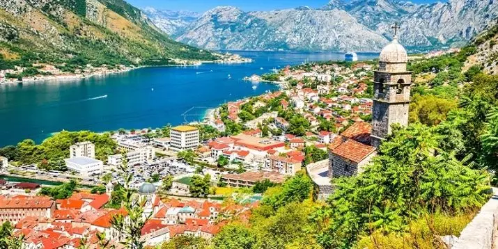 Qytetet e Malit të Zi (57 foto): qytetet më të bukura dhe më të njohura në bregun e detit, një listë e qyteteve të mëdha në thellësitë e vendit 24670_2