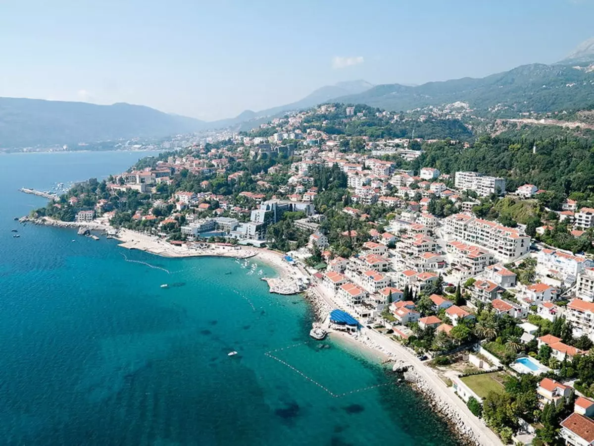 Qytetet e Malit të Zi (57 foto): qytetet më të bukura dhe më të njohura në bregun e detit, një listë e qyteteve të mëdha në thellësitë e vendit 24670_29