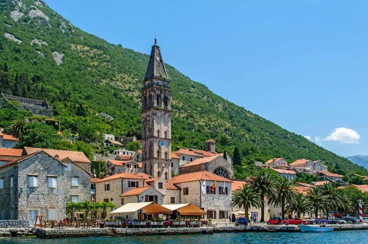 Qytetet e Malit të Zi (57 foto): qytetet më të bukura dhe më të njohura në bregun e detit, një listë e qyteteve të mëdha në thellësitë e vendit 24670_40