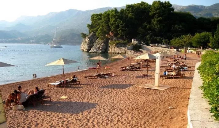 Najboljih plaža za rekreaciju s djecom u Crnoj Gori (39 slike): Opis pješčanih i drugih plaža 24672_8