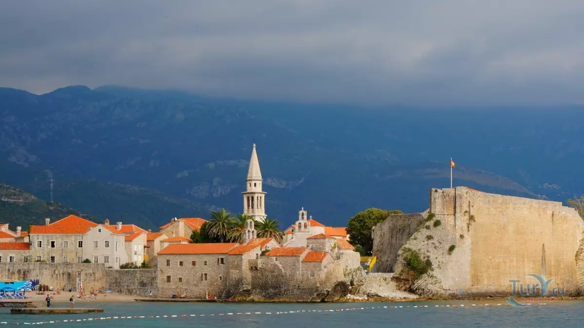 Budva (127 bilder): Hotellfasiliteter i Montenegro, Bestedslag. Underholdning for helligdager med barn og uten. Turistanmeldelser. 24673_3