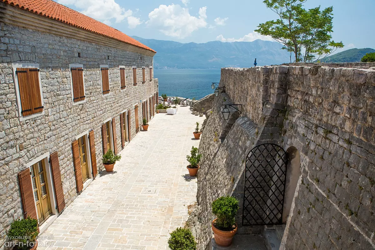 Budva (127 bilder): Hotellfasiliteter i Montenegro, Bestedslag. Underholdning for helligdager med barn og uten. Turistanmeldelser. 24673_35