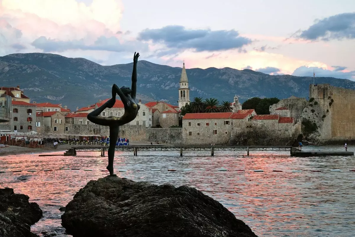 Budva (127 bilder): Hotellfasiliteter i Montenegro, Bestedslag. Underholdning for helligdager med barn og uten. Turistanmeldelser. 24673_47