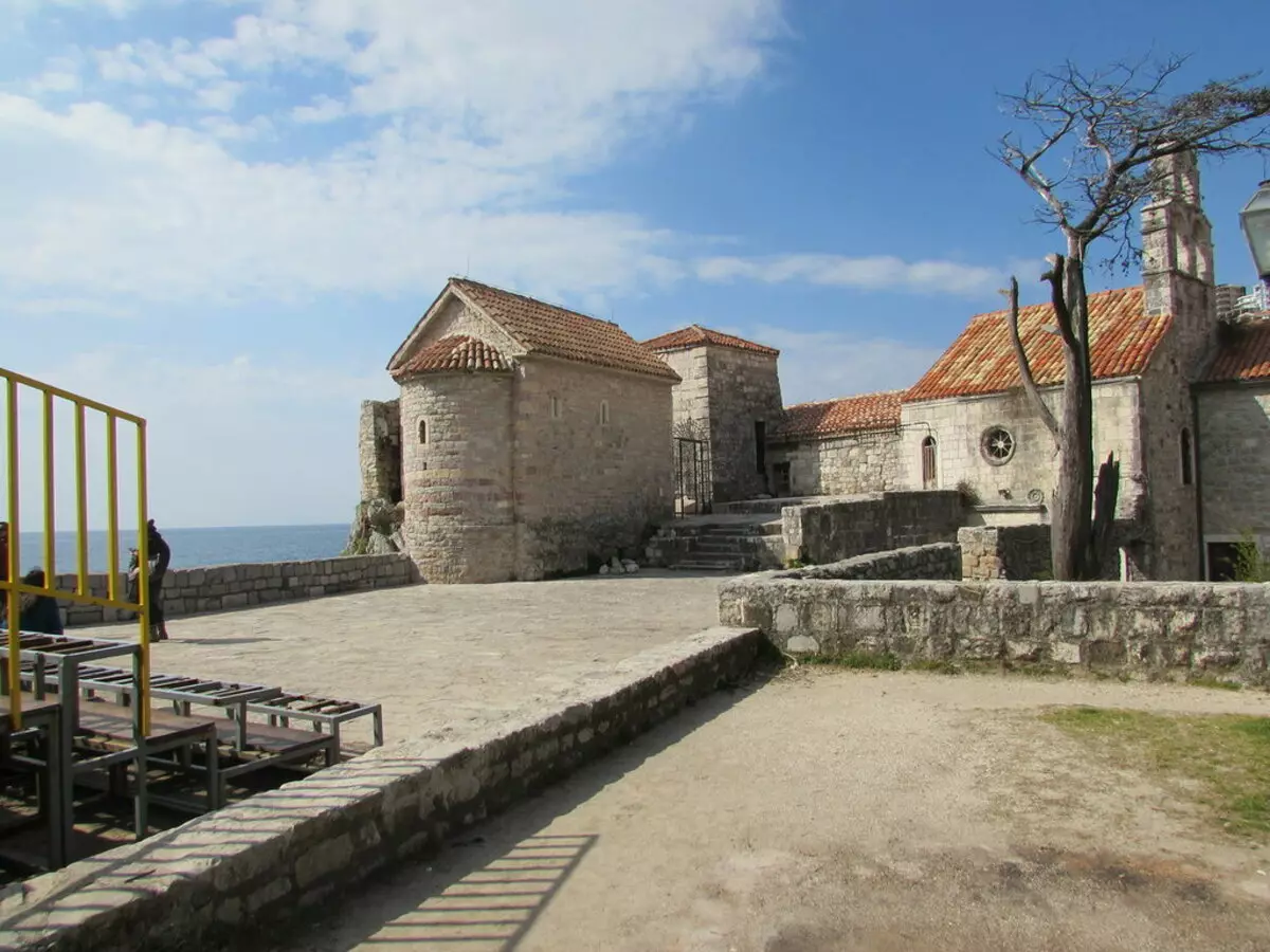 Budva (127 bilder): Hotellfasiliteter i Montenegro, Bestedslag. Underholdning for helligdager med barn og uten. Turistanmeldelser. 24673_61