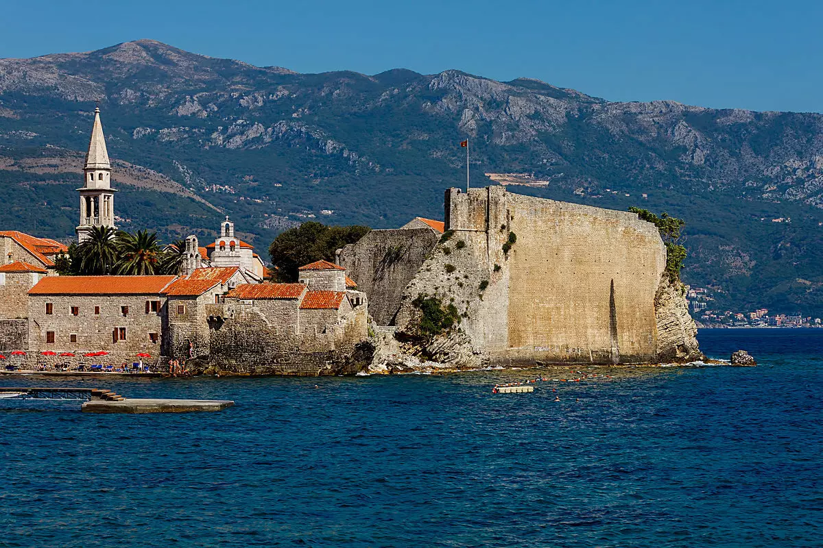 Budva (127 bilder): Hotellfasiliteter i Montenegro, Bestedslag. Underholdning for helligdager med barn og uten. Turistanmeldelser. 24673_8