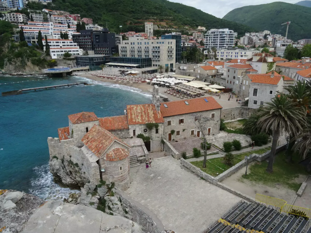 Budva (127 bilder): Hotellfasiliteter i Montenegro, Bestedslag. Underholdning for helligdager med barn og uten. Turistanmeldelser. 24673_80