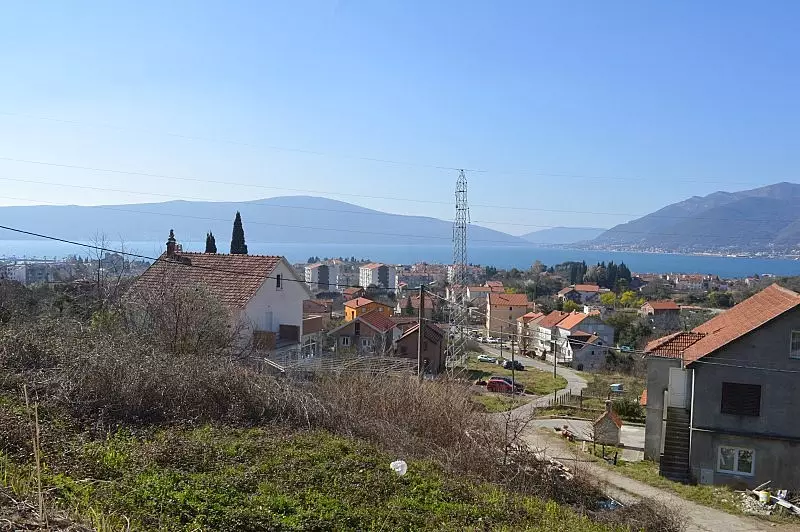 مشاهد تيفات (66 صور): بورتو الجبل الأسود وغيرها من الأماكن المثيرة للاهتمام في الجبل الأسود. أين تذهب وماذا لمشاهدة في فصل الشتاء؟ 24676_49