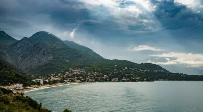 Sutomore (72 φωτογραφίες): Χαρακτηριστικά καιρικές συνθήκες στο Μαυροβούνιο. Τι παραλία για να επιλέξετε τους τουρίστες; Περιγραφή των αξιοθέατων. Σχόλια 24684_6