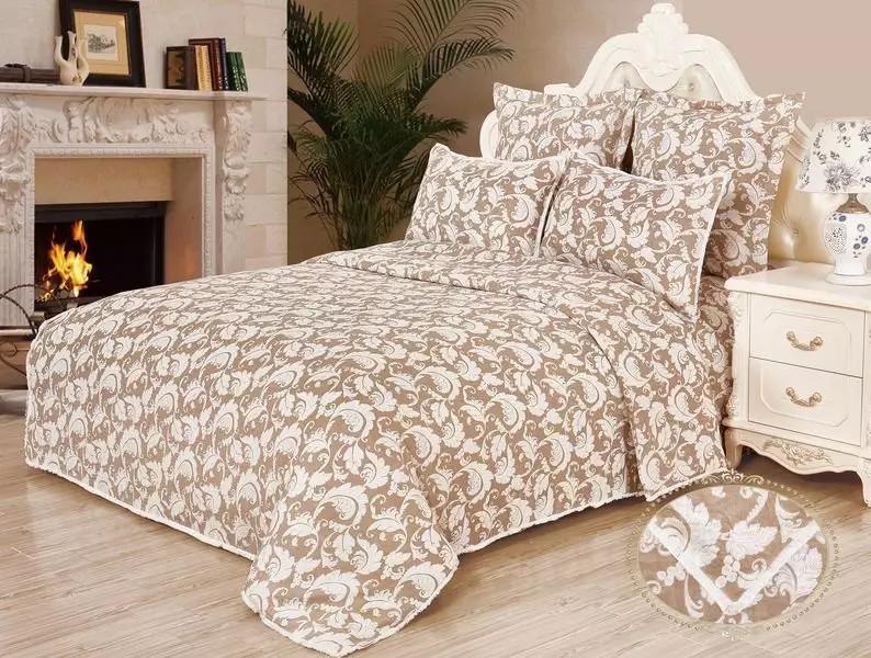 Ropa de cama con una manta en lugar de una edredón: elija un kit de verano o un conjunto 24724_31