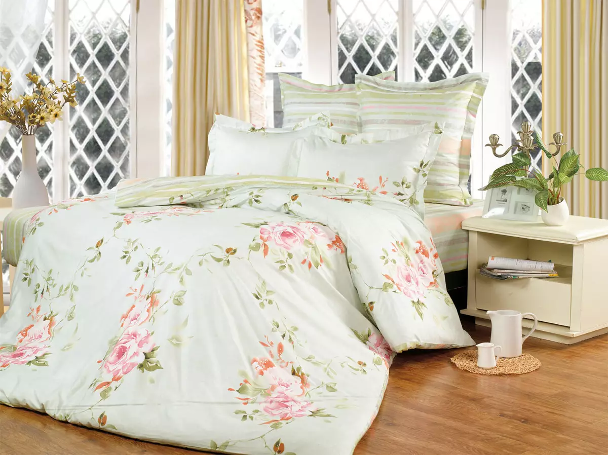 Tecido de roupa de cama: Que material é melhor comprar? Tipos e classificação. Como escolher a cama de alta qualidade? O que eles são costurados? 24761_53