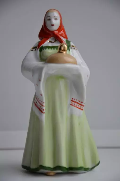 Figurine Dulyovo: porțelan 