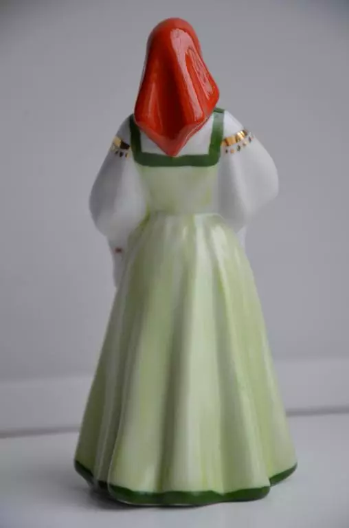 Figurine Dulyovo: porțelan 