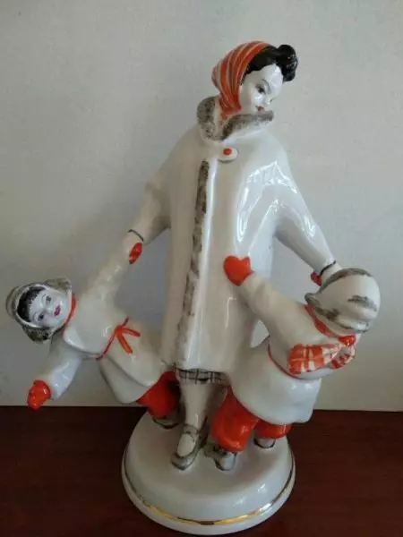 Figurine Dulyovo: porțelan 