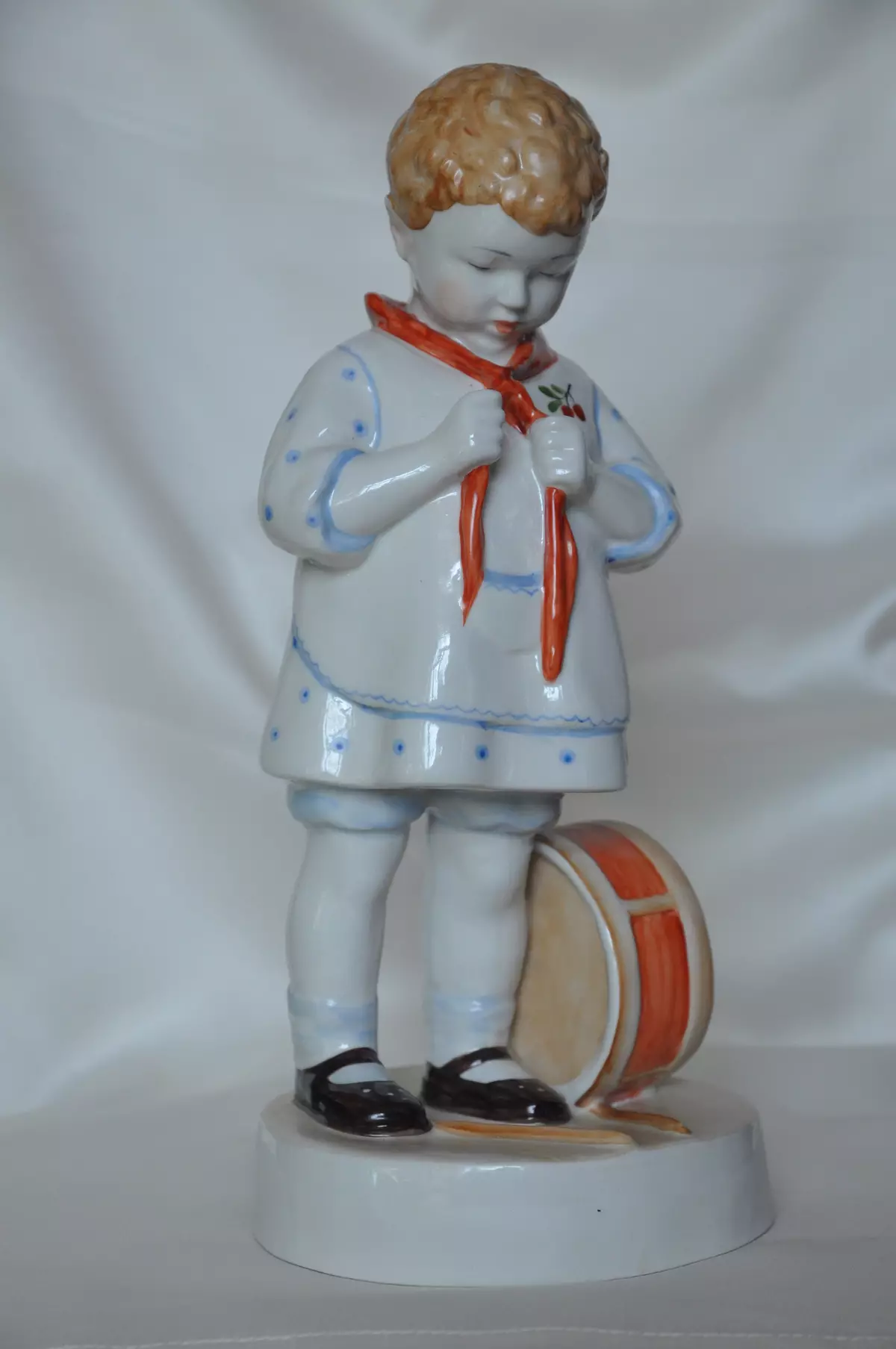 Figuras de la porcelana del período soviético: modelos raros. Fabricantes de los tiempos de la URSS, GZHEL, las figuritas más caras, 