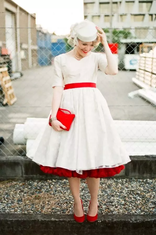 드레스 벨트 (64 사진) : 자신을 만드는 방법, 결혼식 제품을위한 아름다운 직물 2481_10