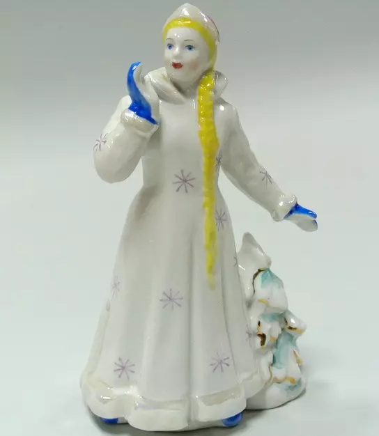 ソ連の置物：ソビエト時代の最も高価な人形。雪の乙女の置物やフィギュアスケート選手、クマや馬、スキーヤーやソ連の他のモデル 24823_15