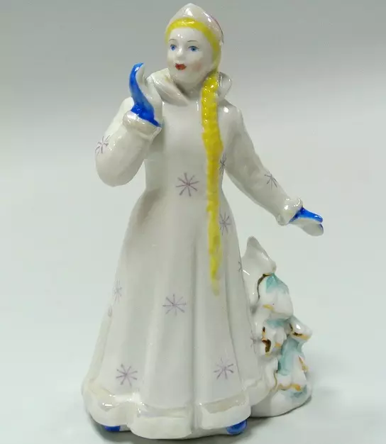 Figurines ya USSR: sanamu za gharama kubwa zaidi ya kipindi cha Soviet. Snow Maiden Figurines na skater takwimu, kubeba na farasi, skier na mifano nyingine ya USSR 24823_15