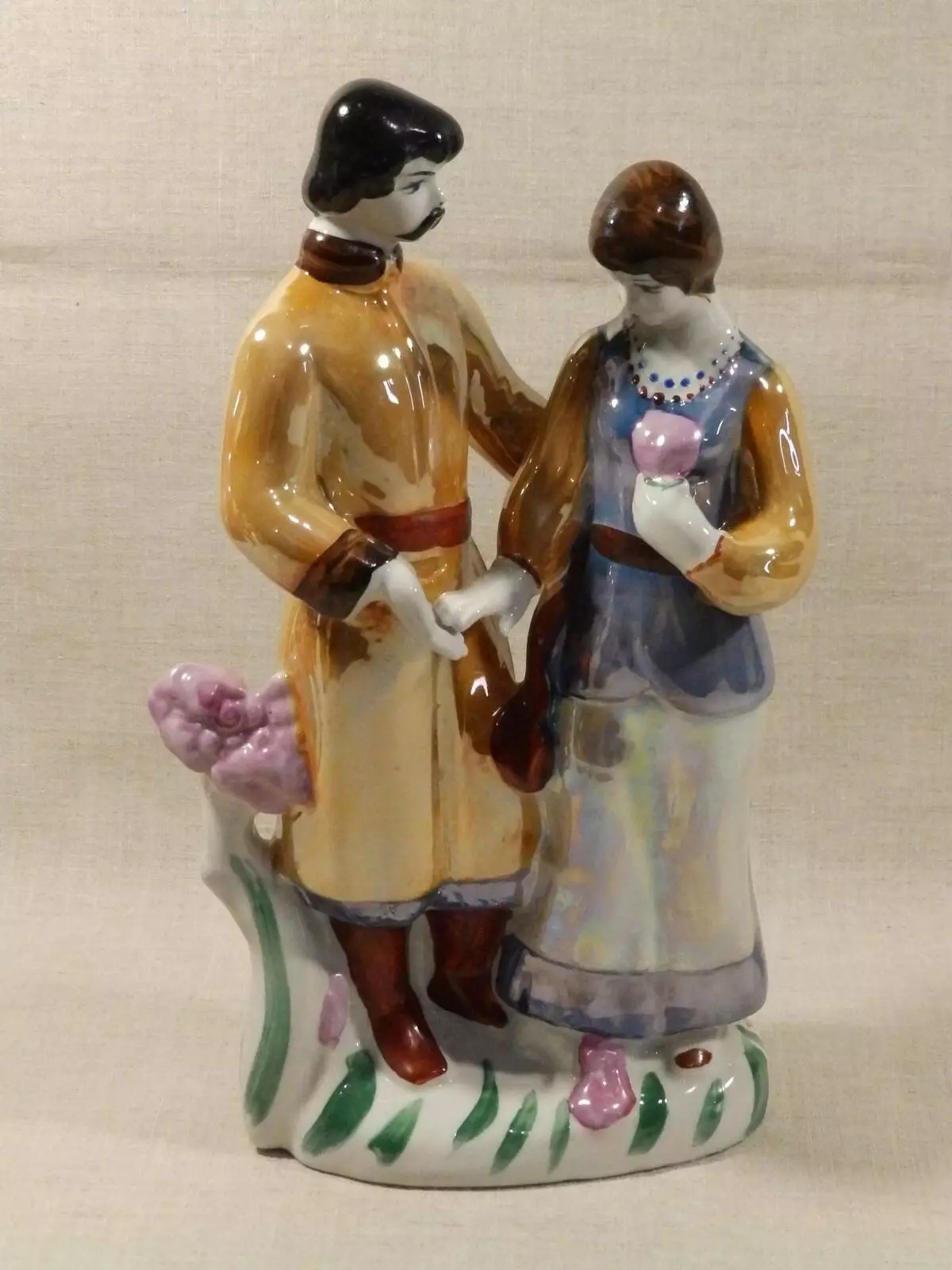 Figurines ya USSR: sanamu za gharama kubwa zaidi ya kipindi cha Soviet. Snow Maiden Figurines na skater takwimu, kubeba na farasi, skier na mifano nyingine ya USSR 24823_4