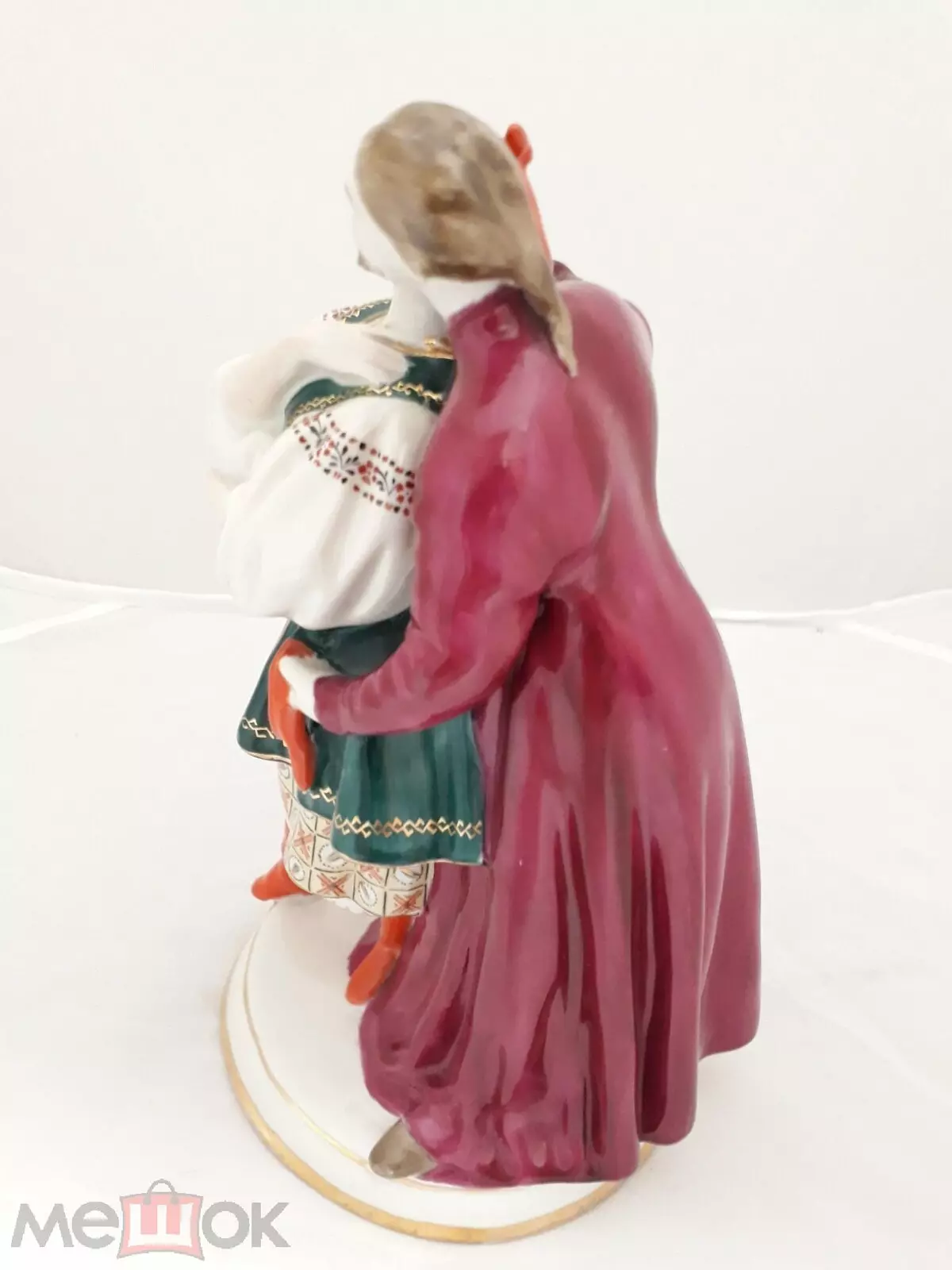 Статуетка на СССР: Най-скъпите фигурки от периода съветски. Сняг Maiden фигурки и фигурист, мечка и коне, скиор и други модели на СССР 24823_44
