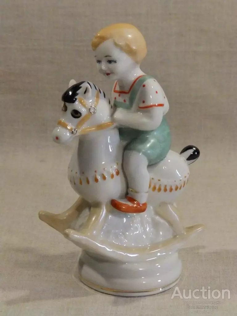 ソ連の置物：ソビエト時代の最も高価な人形。雪の乙女の置物やフィギュアスケート選手、クマや馬、スキーヤーやソ連の他のモデル 24823_59