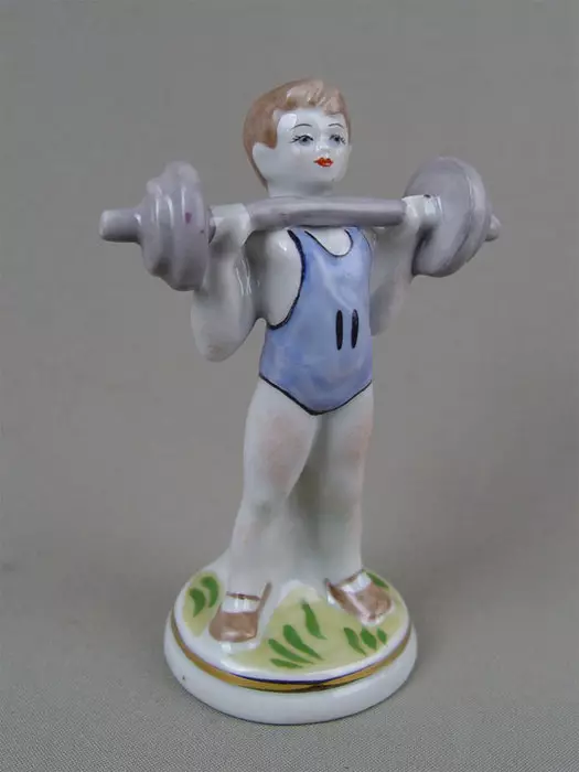 ソ連の置物：ソビエト時代の最も高価な人形。雪の乙女の置物やフィギュアスケート選手、クマや馬、スキーヤーやソ連の他のモデル 24823_8