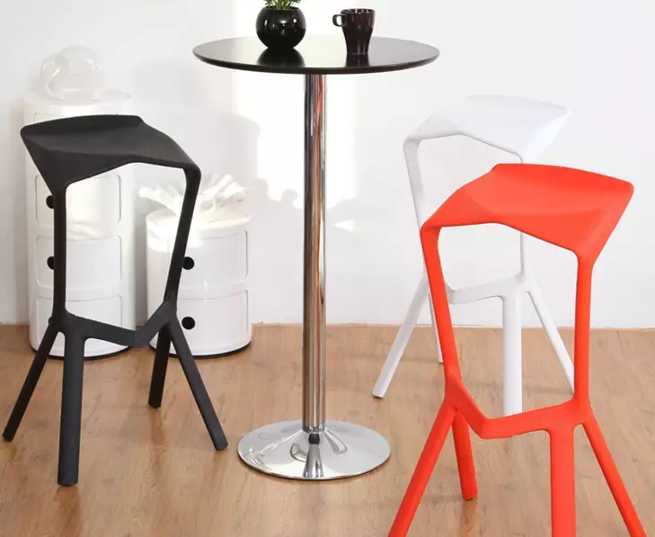 Mutfak Yarı ikili koltuklar (27 fotoğraf): sandalyeleri Özellikleri malzeme ve tasarım seçimi için 60 cm ve diğer modelleri önerileri yüksekliğindeki 24841_20