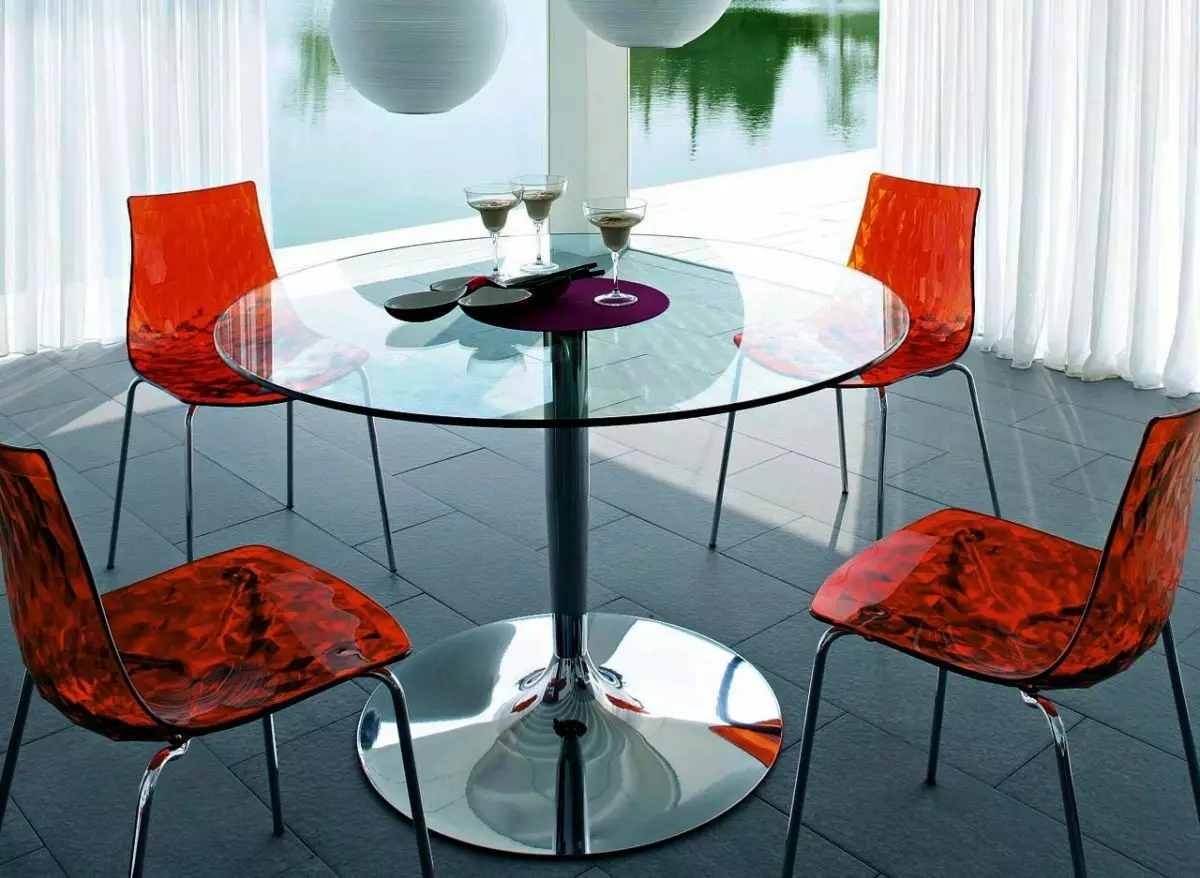주방 테이블의 크기 (28 장의 사진) : 바닥에서 부엌에서 식사 테이블의 표준 높이, 모델 표준 60x60, 60x80cm 및 기타 치수 24855_16