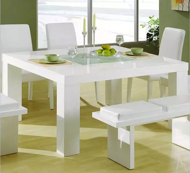 Legjobb konyhai asztalok (58 fotók): Hogyan válasszunk egy asztalt a konyhában? Olaszország és más országok gyártói minősítése. Hogyan válasszunk anyagot és színt? 24859_33