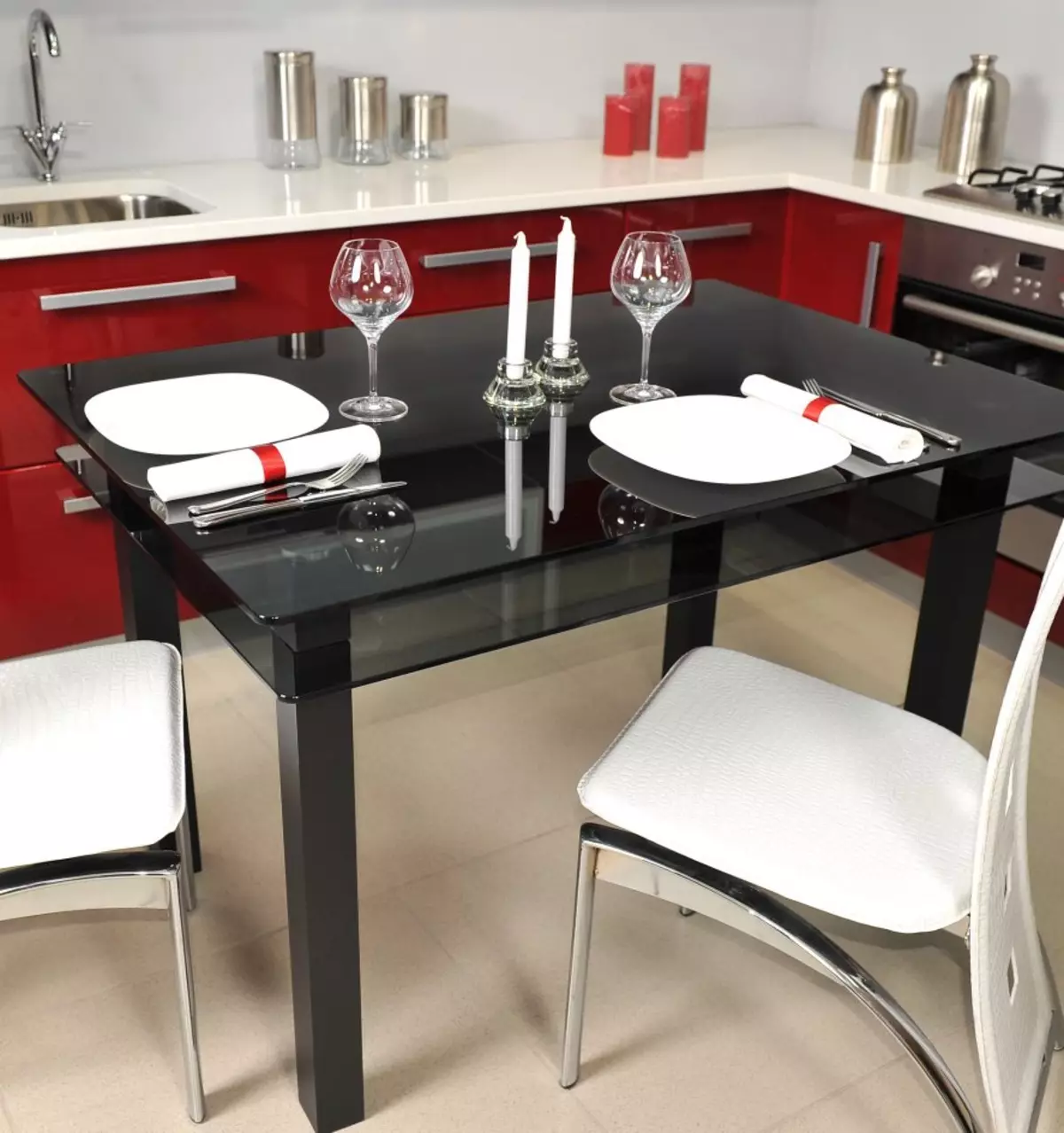 Legjobb konyhai asztalok (58 fotók): Hogyan válasszunk egy asztalt a konyhában? Olaszország és más országok gyártói minősítése. Hogyan válasszunk anyagot és színt? 24859_6