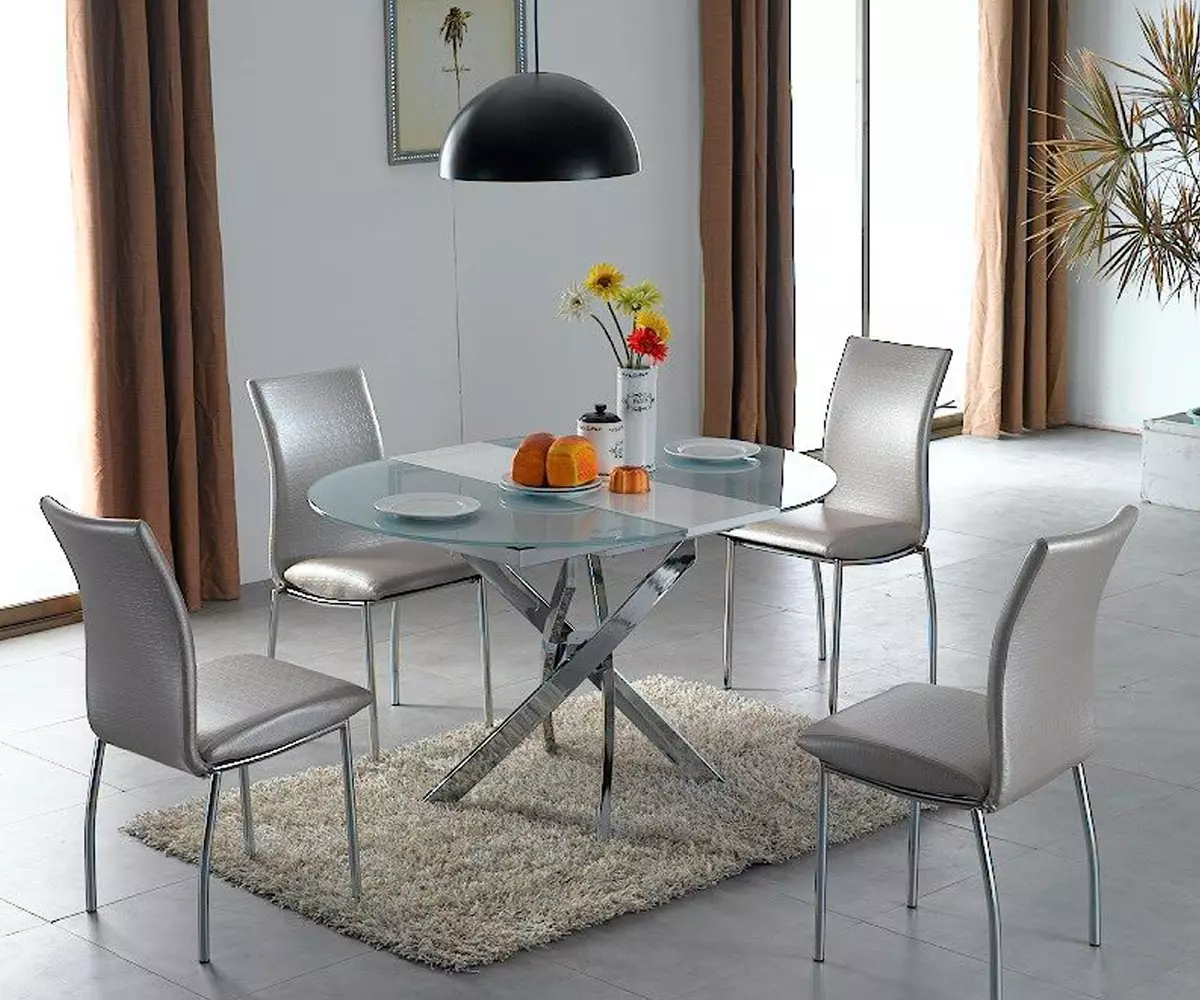 Virtuvės valgomasis su stumdomu stalu (51 nuotraukos): sulankstomos kėdės iš medienos ir virtuvės stalų transformatorių, stiklo baldai ir kitos parinktys 24861_11