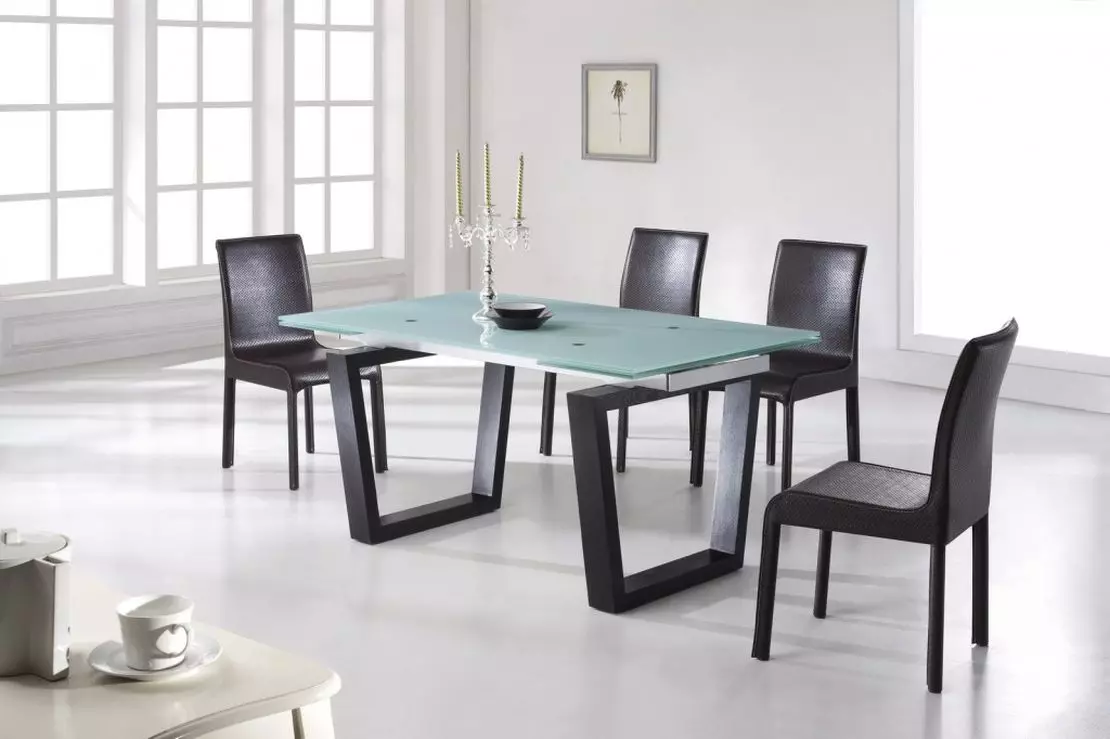 Jídelní skupina pro kuchyň s posuvným stolem (51 fotek): Skládací židle ze dřeva a kuchyňských stolů transformátory, sklářský nábytek a další možnosti 24861_27