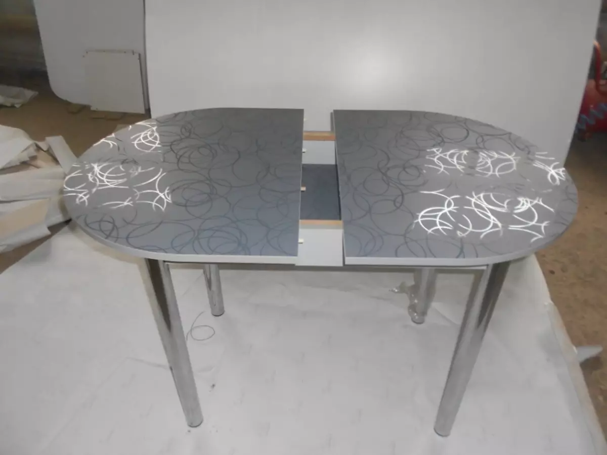 стол кухонный стеклянный серый